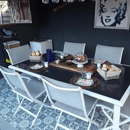 La Maison De Sylvie, D'hotes A 3* Tarbes